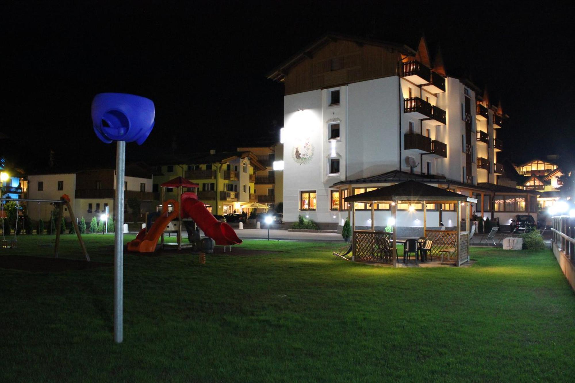 Hotel Rosa Alpina Andalo Extérieur photo