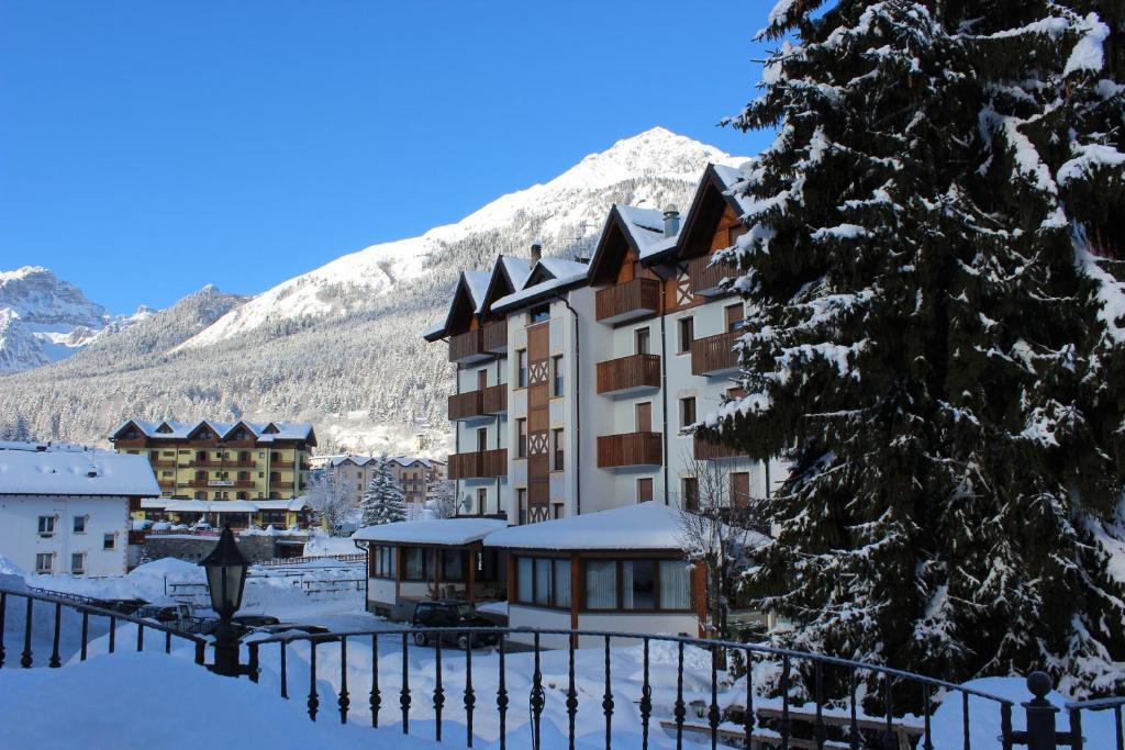 Hotel Rosa Alpina Andalo Extérieur photo